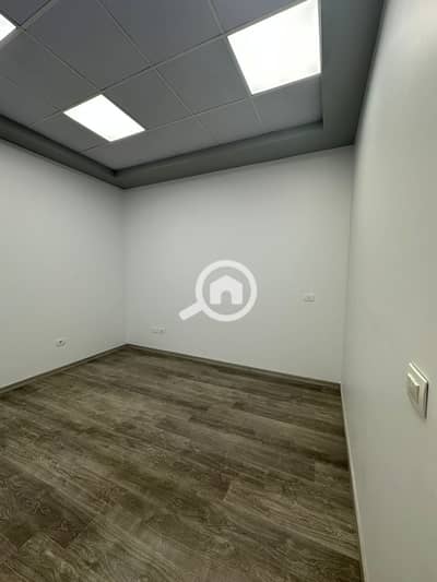 Clinic for Rent in Sheikh Zayed, Giza - 60b500bf-37ed-457a-ba2b-ff3c0bcdcb54. jpeg