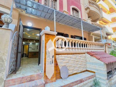2 Bedroom Flat for Sale in Agami, Alexandria - شقة ارضي مرتفع علي البحر بالإسكندرية قرية 6 أكتوبر العجمي الكيلوا 21