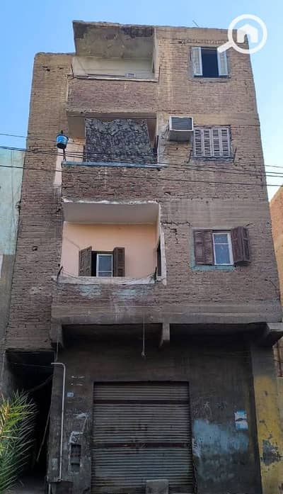 أرض سكنية  للبيع في مصر الجديدة، القاهرة - بيت 200م مصر الجديده متفرع من اسوان وبجوار هارون الرشيد وميدان الجامع