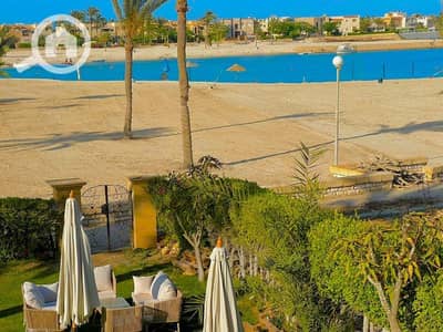 5 Bedroom Villa for Rent in North Coast, Matruh - فيلا بمارينا 5 اول صف بحيره رمليه بشاطيء خاص