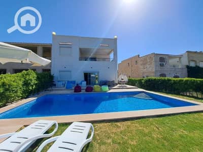 5 Bedroom Villa for Rent in North Coast, Matruh - فيلا بمارينا 4 تاني صف بحيره برايفت بول تشطيب سوبر لوكس