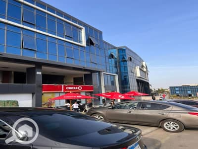 محلات تجارية  للايجار في الشيخ زايد، الجيزة - IMG-20240214-WA0117. jpg