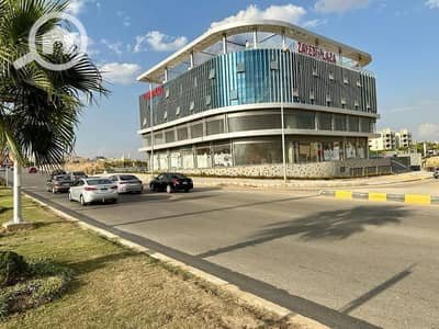 Retail for Sale in Sheikh Zayed, Giza - IMG-20250428-WA0040. jpg