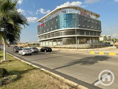 محلات تجارية  للبيع في الشيخ زايد، الجيزة - IMG-20250428-WA0040. jpg