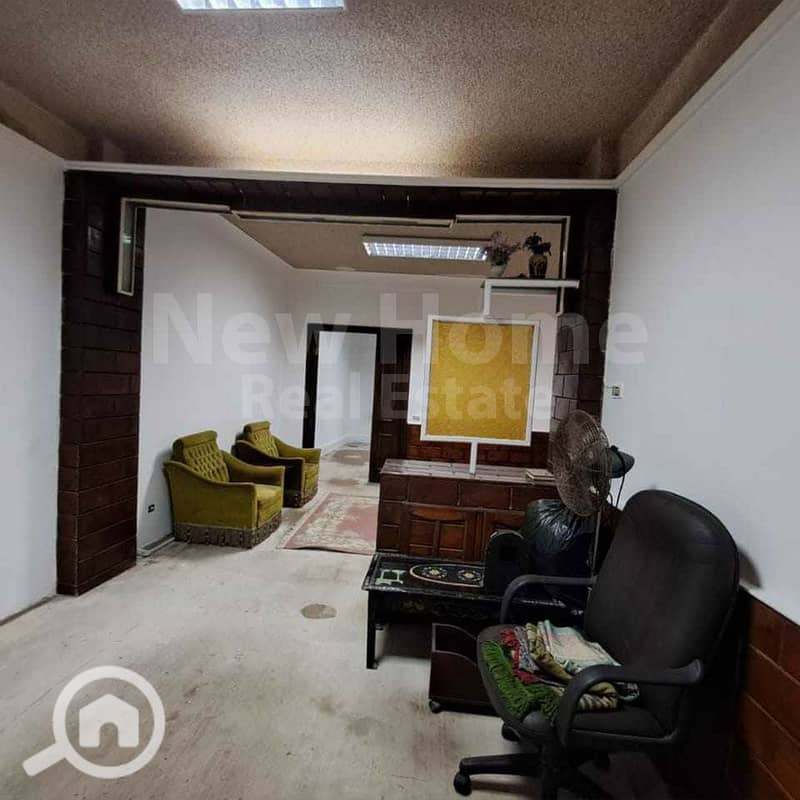 2 4. jpg