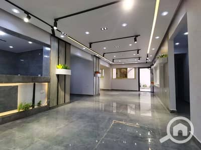 3 Bedroom Flat for Sale in Hadayek al-Ahram, Giza - شقة للبيع في حدائق الأهرام مساحة 250متر ارضي بجاردن