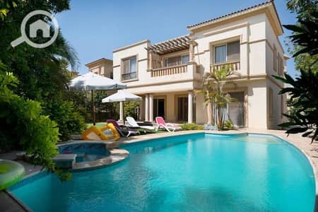فیلا 4 غرف نوم للايجار في القاهرة الجديدة، القاهرة - Furnished luxury villa for rent in Fifth Settlement