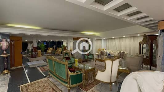 4 Bedroom Duplex for Sale in Mohandessin, Giza - شقة دوبلكس للبيع في المهندسين 600m