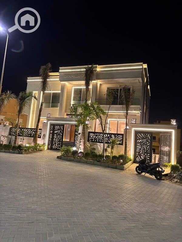 فيلا مستقله فاخره تشطيب ع اعلي مستوي في كمبوند لافيدا البستان Prime