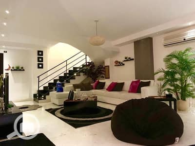 2 Bedroom Duplex for Rent in Sheikh Zayed, Giza - دوبليكس للايجار في الحي العاشر منطقه فيلات _الشيخ زايد