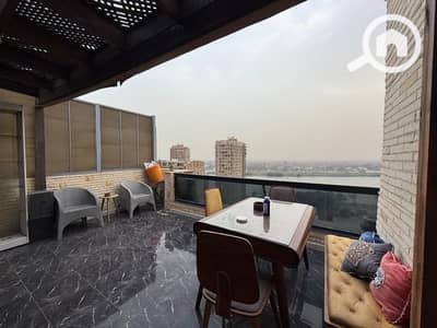 2 Bedroom Flat for Rent in Maadi, Cairo - شقه للايجار مفروشه اطلاله مباشرة ع النيل كورنيش المعادي