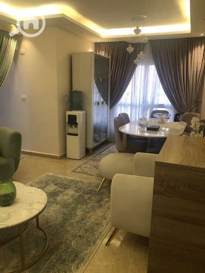 3 Bedroom Flat for Sale in Badr City, Cairo - شقه للبيع في مدينه بدر سوبر لوكس بسعر مميز جدا ولوكيشن هاديء وجميل٣غرف