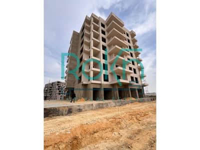 مکتب  للبيع في الشيخ زايد، الجيزة - downtown construction 5. jpg