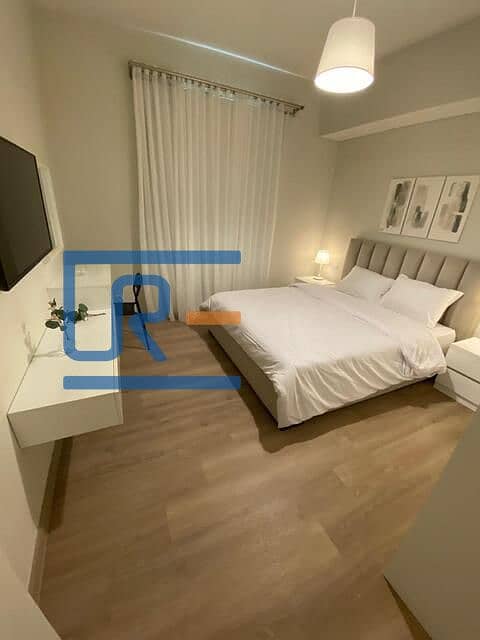 4 7ddea3f5-feac-405d-9bb4-38ec07eab50a. jpg