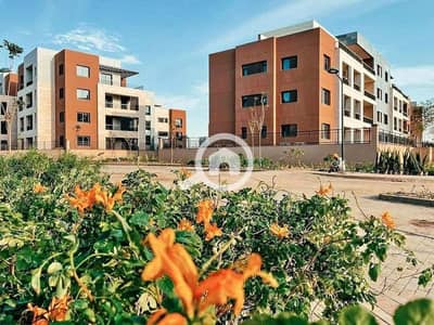 2 Bedroom Flat for Sale in New Cairo, Cairo - شقة للبيع 130م في كمبوند ديستركت 5 District التجمع الخامس فيو ممبز
