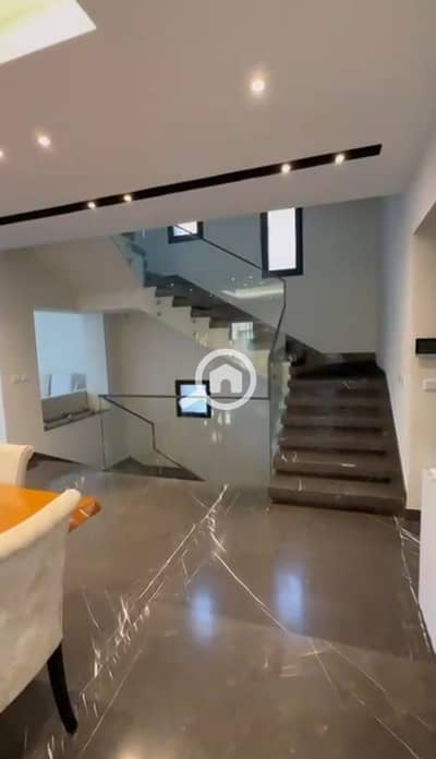 5 Bedroom Villa for Sale in New Cairo, Cairo - WhatsApp Image 2025-08-18 at 8.54. 55 AM (1). jpeg