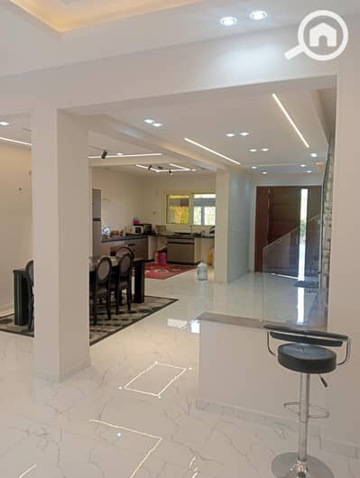 4 Bedroom Townhouse for Rent in 6th of October, Giza - b0f64922-b93f-473b-a395-79dfc937ca19. jpeg