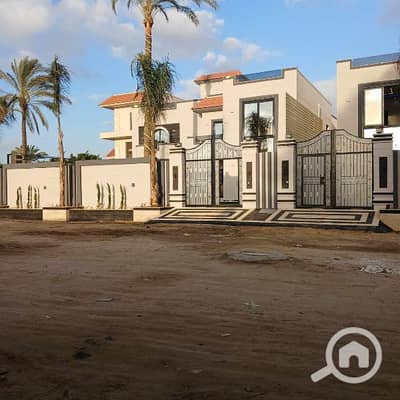 فیلا 4 غرف نوم للبيع في برج العرب، الإسكندرية - فيلا مسجلة بتسهلات بكنيج مرويط