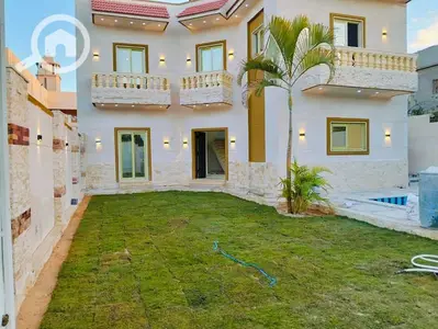Registered villa in the Real Estate Registry in Kening Marwit