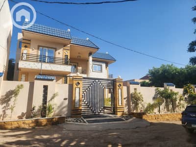 فیلا 4 غرف نوم للبيع في كينج مريوط، الإسكندرية - فيلا ناصية بكنيج مرويط