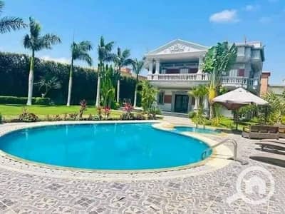 7 Bedroom Villa for Rent in King Mariout, Alexandria - قصر للايجار اليومي متوفر فيلات