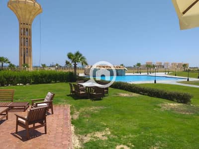 6 Bedroom Villa for Rent in North Coast, Matruh - ستيلا الساحل - فيلا 6 غرف علي حمام السباحة بعد مراسي و امواج stella