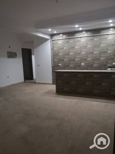 2 Bedroom Flat for Rent in New Cairo, Cairo - شقه في البيزمنت للايجار في البنفسج فيلات