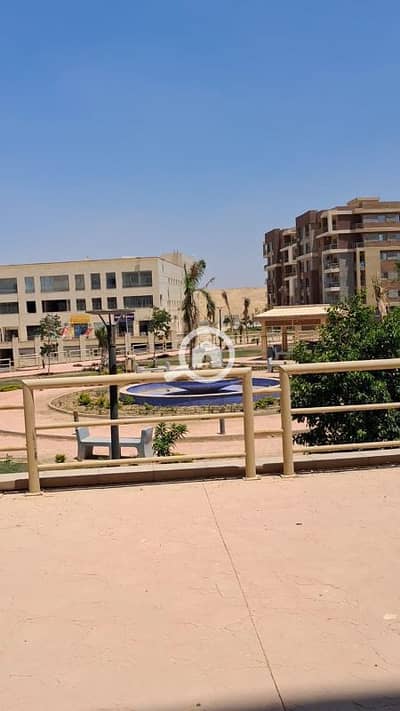 3 Bedroom Apartment for Sale in New Cairo, Cairo - للبيع شقة ١٣٠ م فيو جاردن كمبوند دار مصر القرنفل