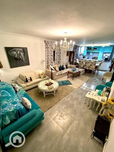 4 Bedroom Flat for Sale in Sheikh Zayed, Giza - شقة بيع ارضي بجاردن في الشيخ زايد - الحي 16