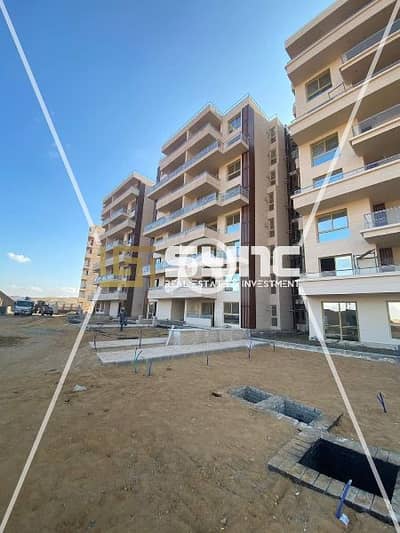 3 Bedroom Flat for Sale in New Capital City, Cairo - شقه للبيع نصف تشطيب فى مشروع ديجويا ١ بالعاصمة الإدارية R8بالمرافق