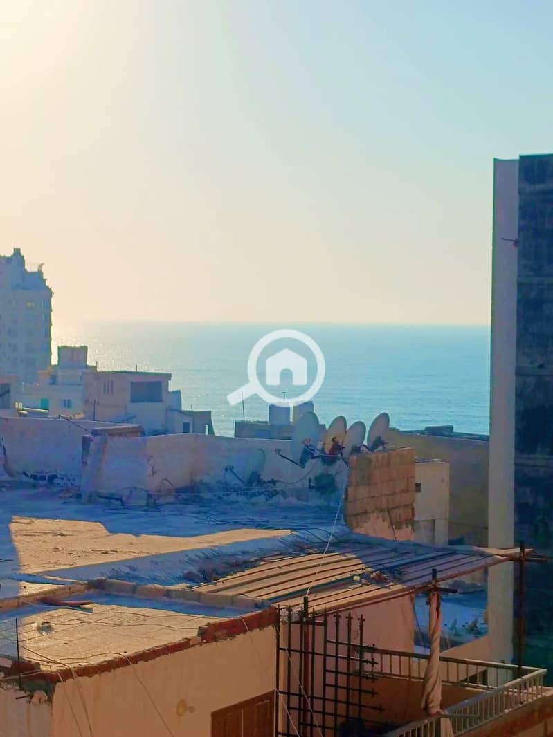 شقه للبيع في ميامي اسكندر ابراهيم ١٦٥ متر ٣ نوم ٢ حمام ريسبشن ٣ قطع عد
