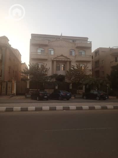 6 Bedroom Flat for Sale in New Cairo, Cairo - IMG-20250817-WA0030. jpg