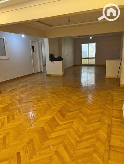 فلیٹ 4 غرف نوم للايجار في سابا باشا، الإسكندرية - 3c82bdda-6065-4dcc-97bf-ad3f8ee053ae. jpg