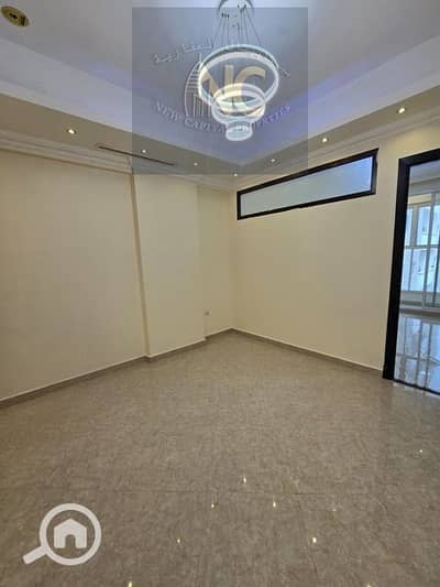 مکتب  للايجار في سموحة، الإسكندرية - تت. jpg
