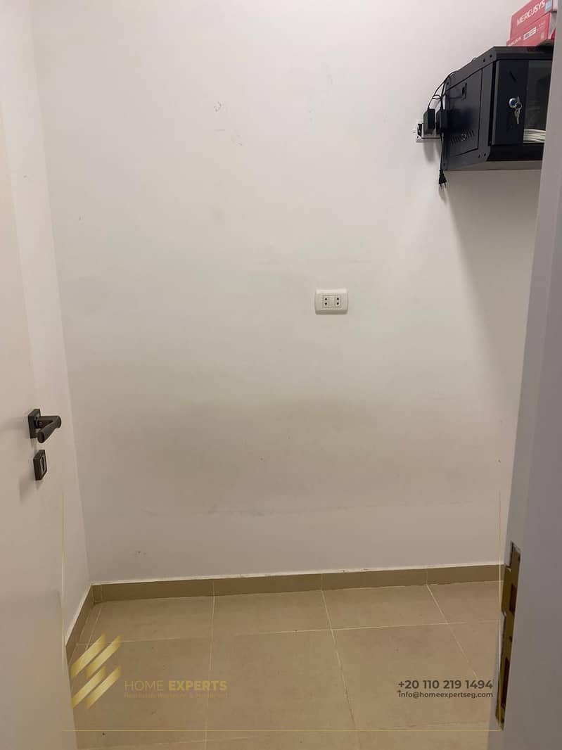 2 4cf240e4-5fec-4f03-99d6-da37e60a95b1. jpg