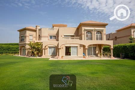 فیلا 6 غرف نوم للايجار في عجمي، الإسكندرية - 1. jpg
