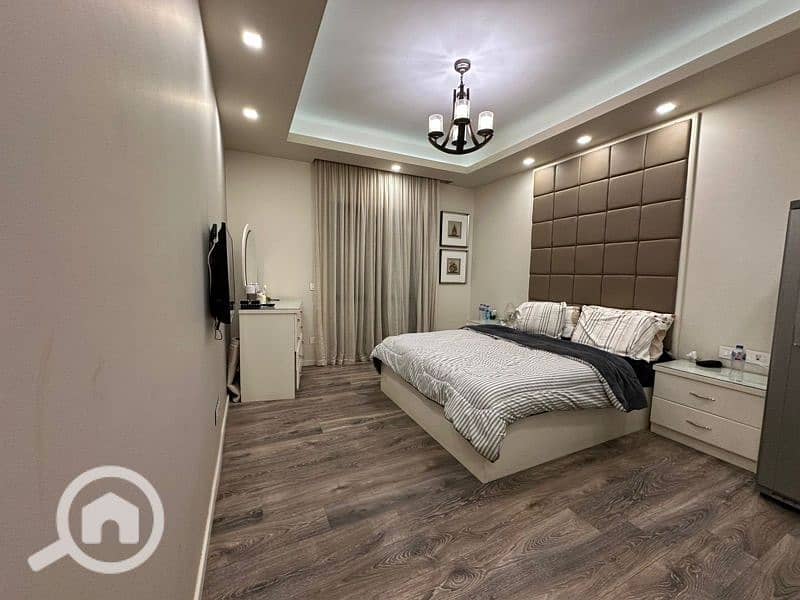 شقه لقطه للبيع ويستاون كمبوند بيفرلى هيلز Apartment for sale