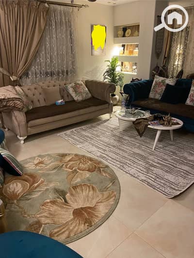 3 Bedroom Apartment for Sale in Nasr City, Cairo - شقه 145 م للتمليك شارع رياض شمس من هشام لبيب قريبه من السراج مول