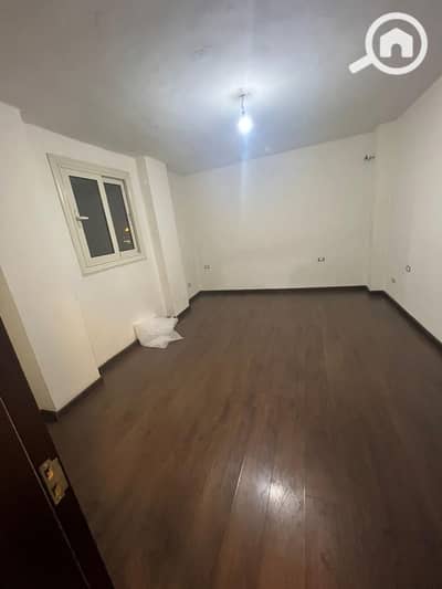 1 Bedroom Flat for Sale in Sheraton, Cairo - شقه للبيع تصح اداري او سكني 70 م حي الملتقي العربي - شيراتون