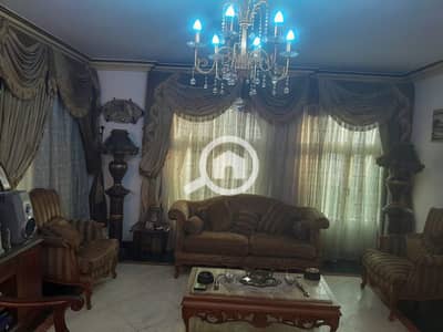 شقة 3 غرف نوم للبيع في مصر الجديدة، القاهرة - شقه 195 للبيع شارع اباظه ميدان المحكمه – مصر الجديده المساحة : 195م