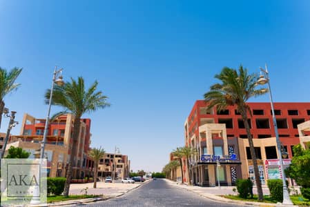 استوديو  للبيع في الغردقة، البحر الأحمر - أستوديو مميز وراقى على الممشى السياحى مباشرة - Pool View - بمساحة 49 م فى أرقى location بأرقى كمبوند سكنى بمدينة الغردقة - البحر الأحمر
