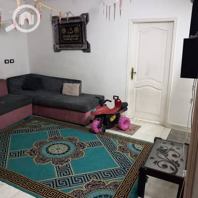3 Bedroom Flat for Sale in Ain Shams, Cairo - شقه 95م للتمليك شارع محمد فيصل من ش عين شمس الرئيسي بجوار الفرجاني وعم