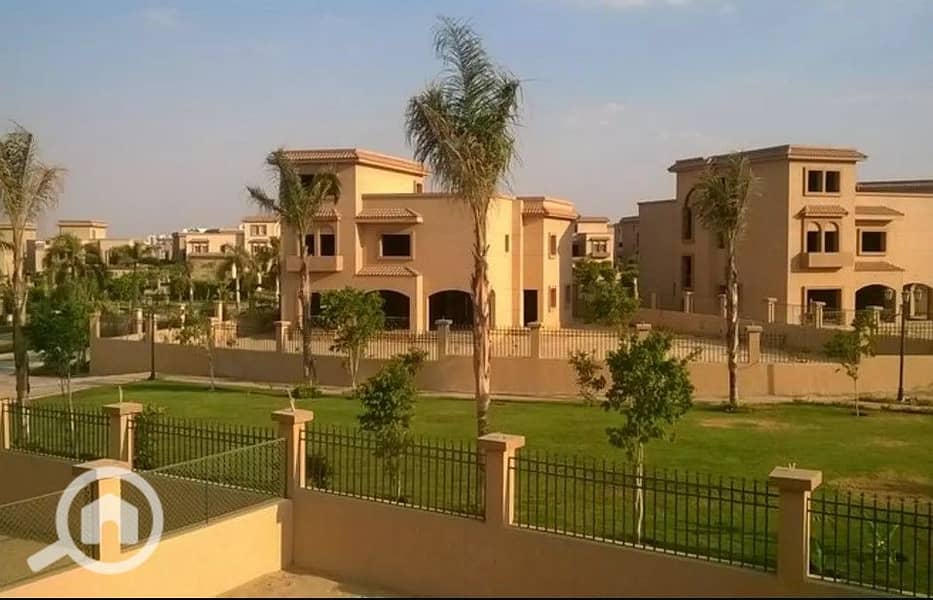 8 تاون-هاوس-للبيع-بمساحة-350-متر-في-ريحانه-2. jpg