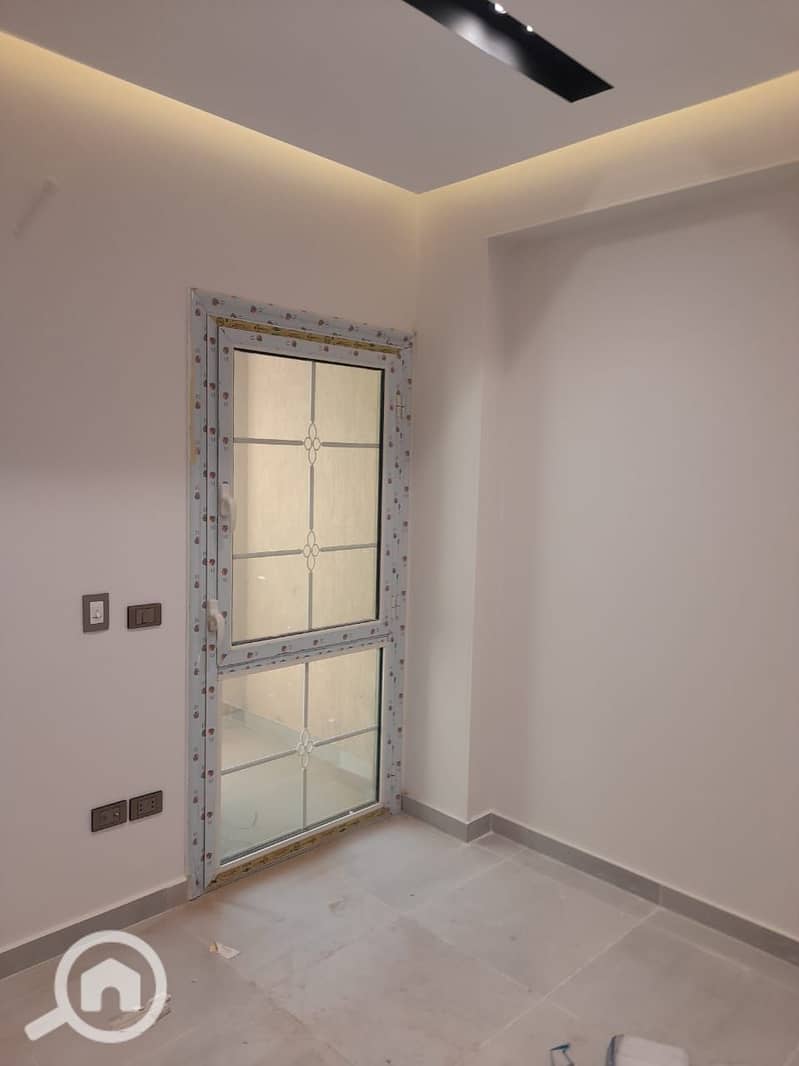 3 ade15aba-f59e-4e51-89ed-933349cf03ea. jpg