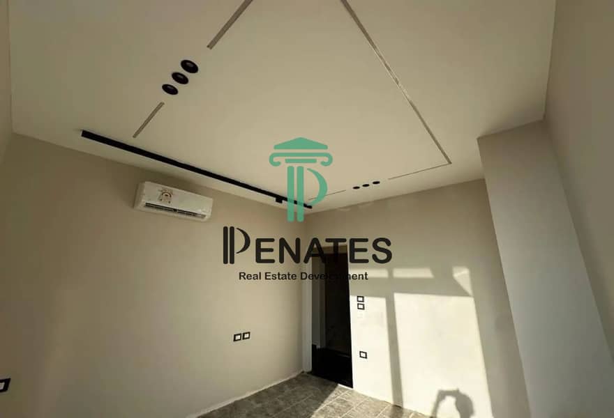 8 7761840-ce814o_X-Design. jpeg