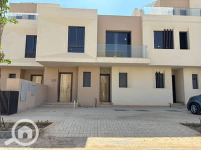 3 Bedroom Twin House for Sale in Sheikh Zayed, Giza - e0306960-216e-473c-9268-99675c2e0ece. jpeg