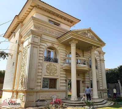 4 Bedroom Villa for Sale in Sheikh Zayed, Giza - فيلا للبيع في رويال ستي في الشيخ زايد علي المحور