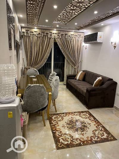 شاليه 3 غرف نوم للايجار في الساحل الشمالي، مطروح - شالية للايجار في بورتو جولف الساحل الشمالي مساحة 90 متر