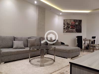 استوديو  للايجار في القاهرة الجديدة، القاهرة - استديو للايجار مفروش في الرحاب ارضي بحديقة