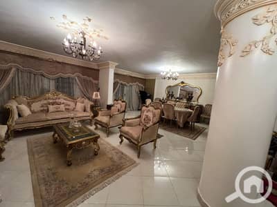 3 Bedroom Duplex for Sale in Gianaclis, Alexandria - 7abcbeaa-58e4-4484-8931-f8f5284750d4. jpg